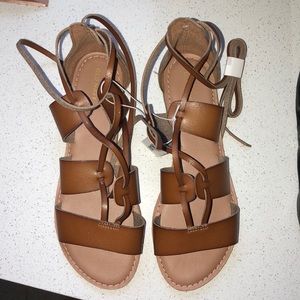 Lace Up Sandals!